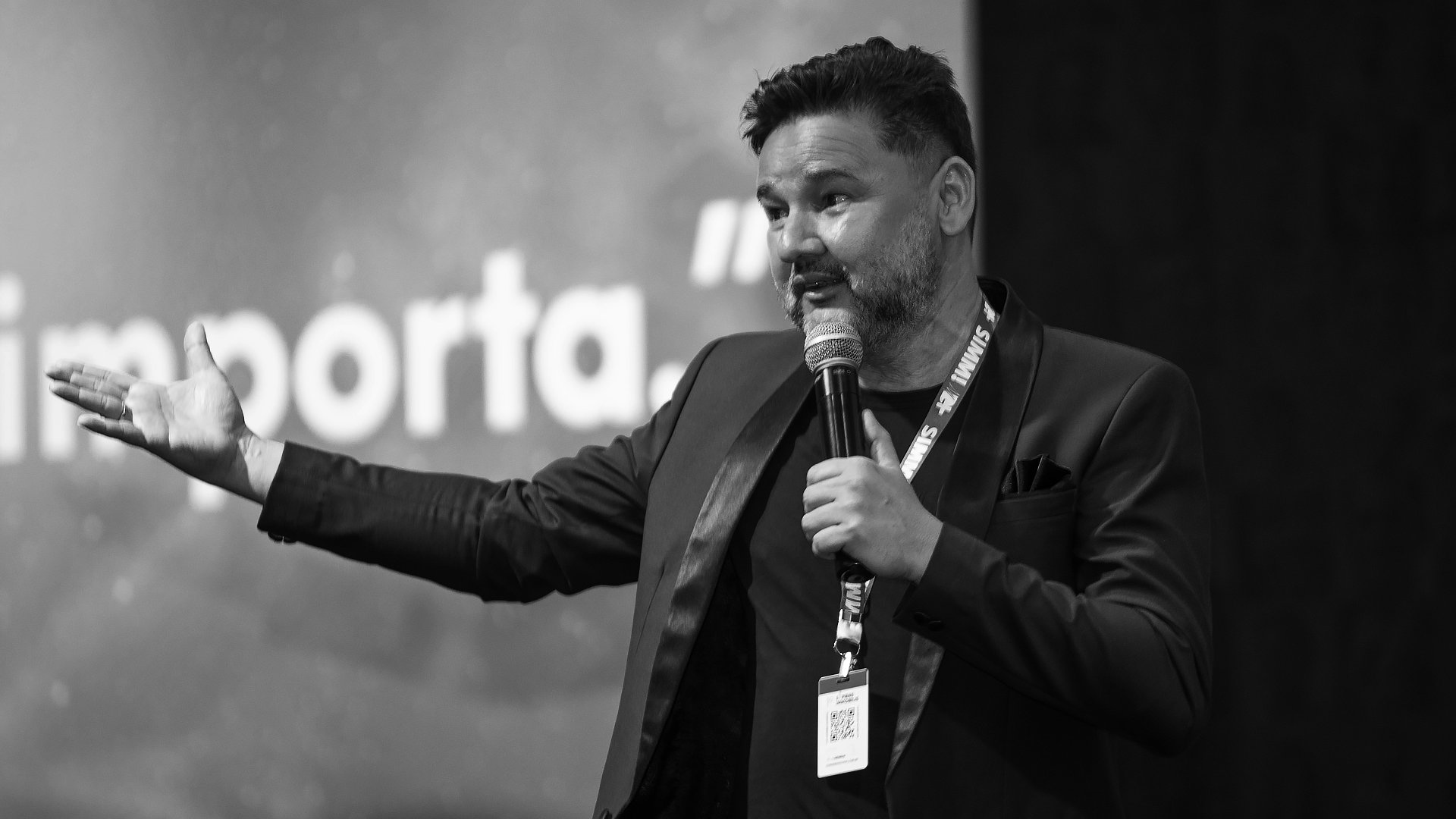 Marcus Araújo apresentando os dados da Datastore